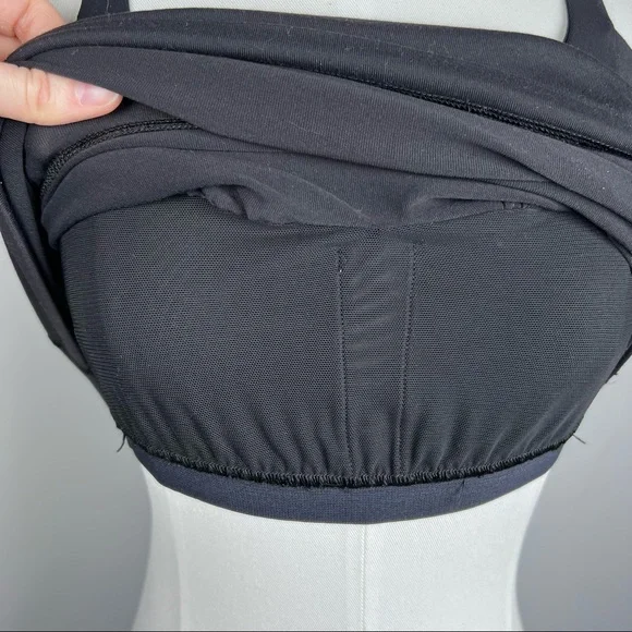 EUC - Lululemon Black Tank w/ Built-in Bra & Back Detail, Size 8 - Picture 12 of 13